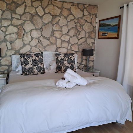 Kleinzee Oceanfront Guesthouse Gansbaai Exterior foto