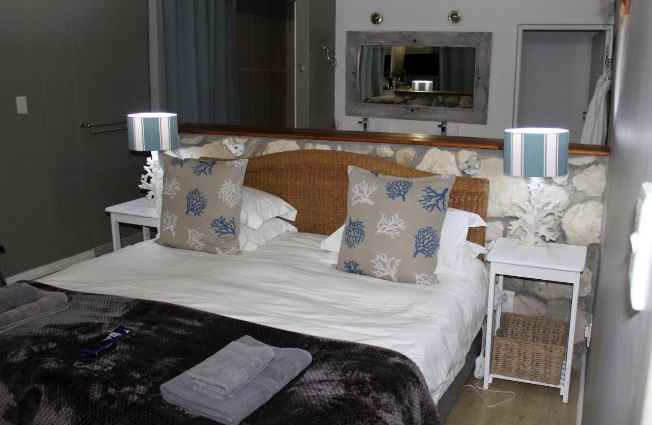 Kleinzee Oceanfront Guesthouse Gansbaai Exterior foto