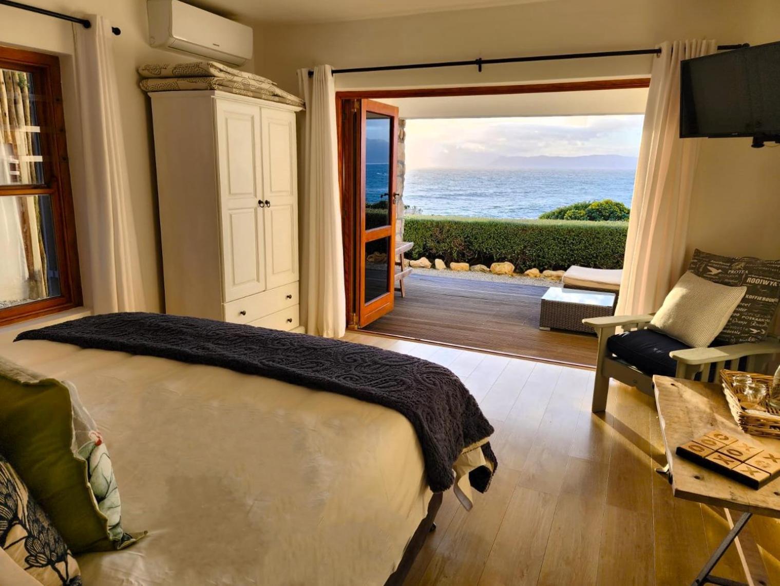 Kleinzee Oceanfront Guesthouse Gansbaai Exterior foto